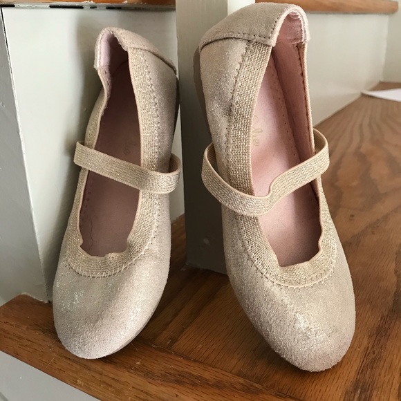 Cat & Jack Sz 9 Gold Sparkle Shoes w/ Strap - Picture 7 of 7